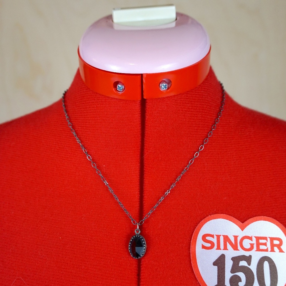 Black Oval Pendant Necklace